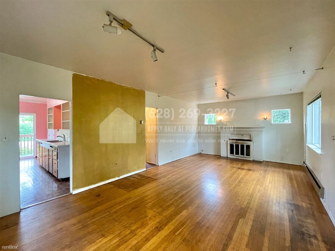 8637 Island Dr S, Seattle, WA 98118 House Rental in Seattle, WA