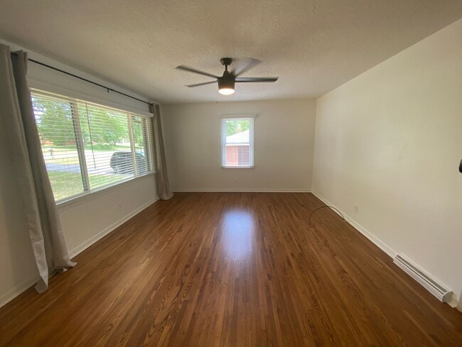 Foto del edificio - Coming Soon!