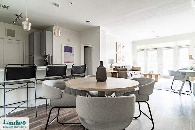 Foto del edificio - 1017 Umstead Hollow Pl