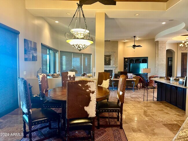 Building Photo - 11372 E Apache Vistas Dr
