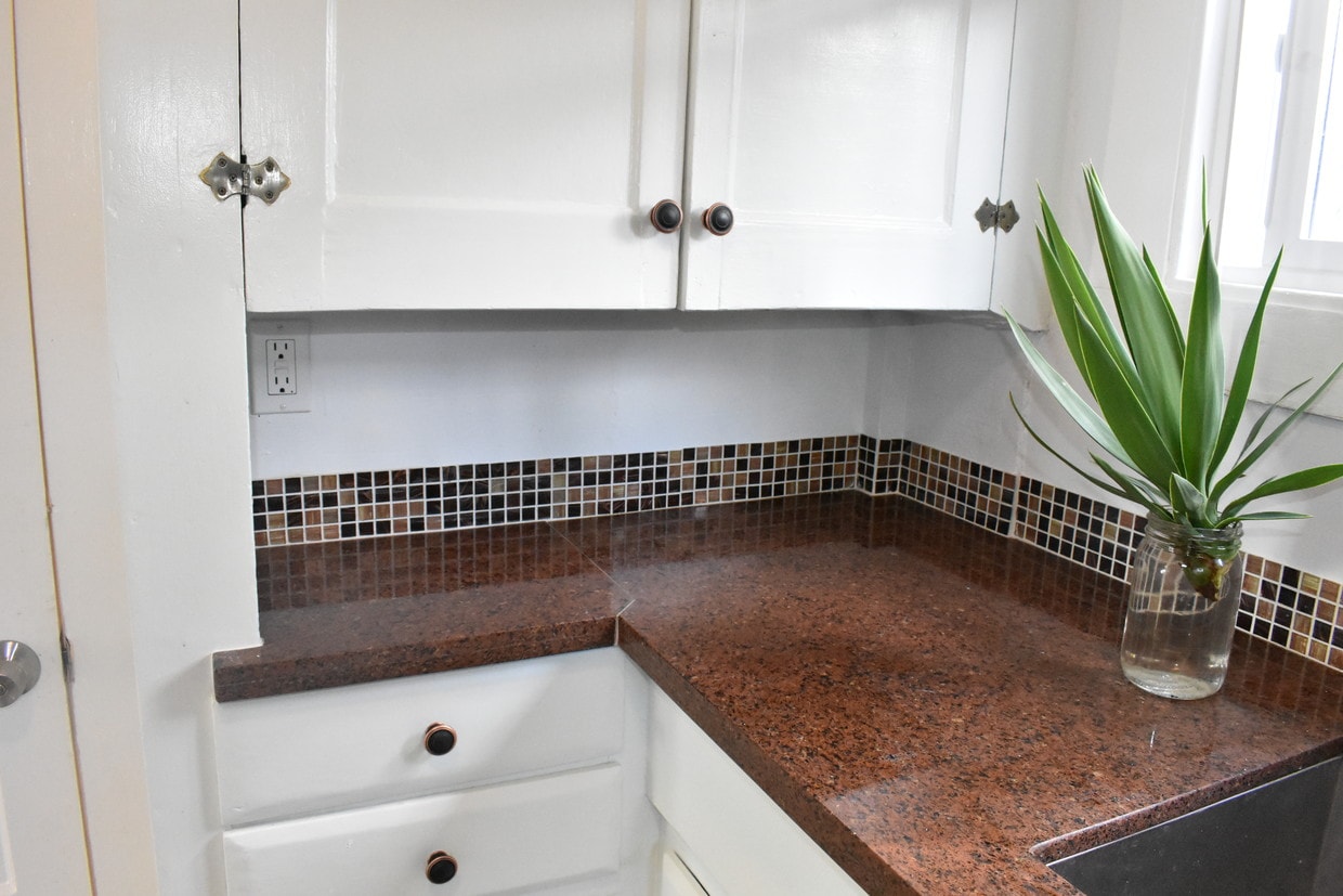 quartz countertops - 378 Arleta Ave
