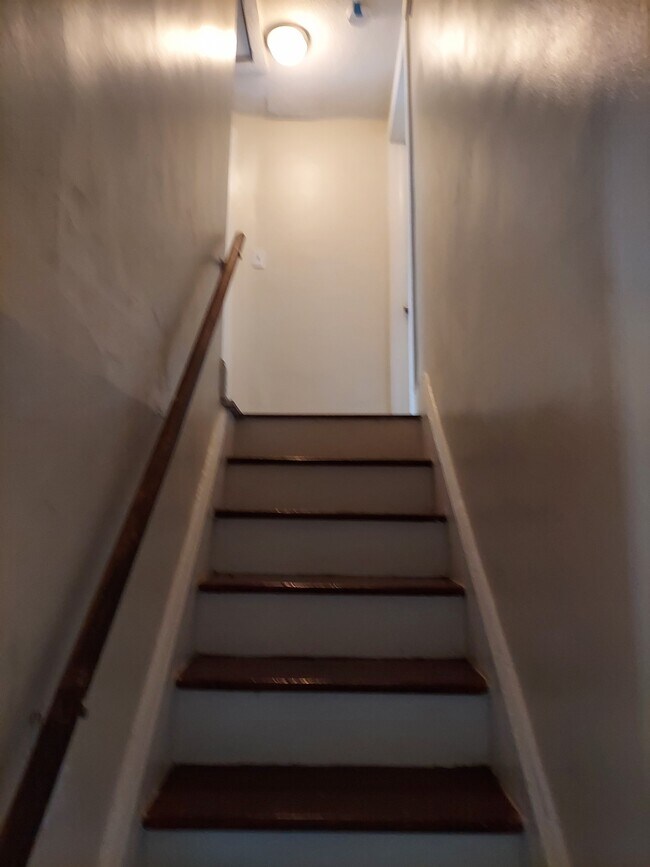 Foto del edificio - 412 Hickory Chapel Rd