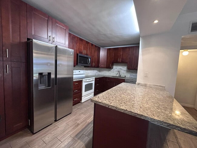 Building Photo - 2700 S University Dr