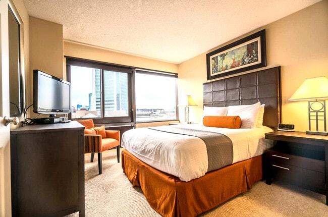 Building Photo - 127 Greyrock Pl