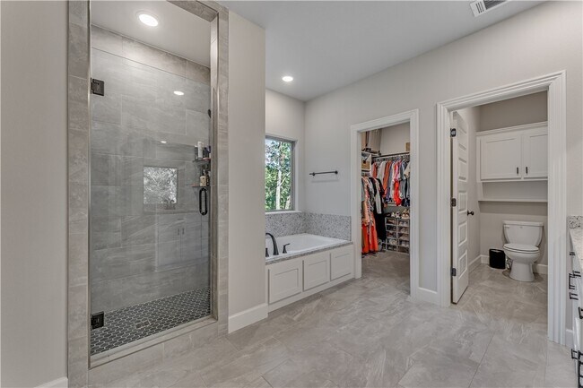 Building Photo - 13 Hinckley Cir