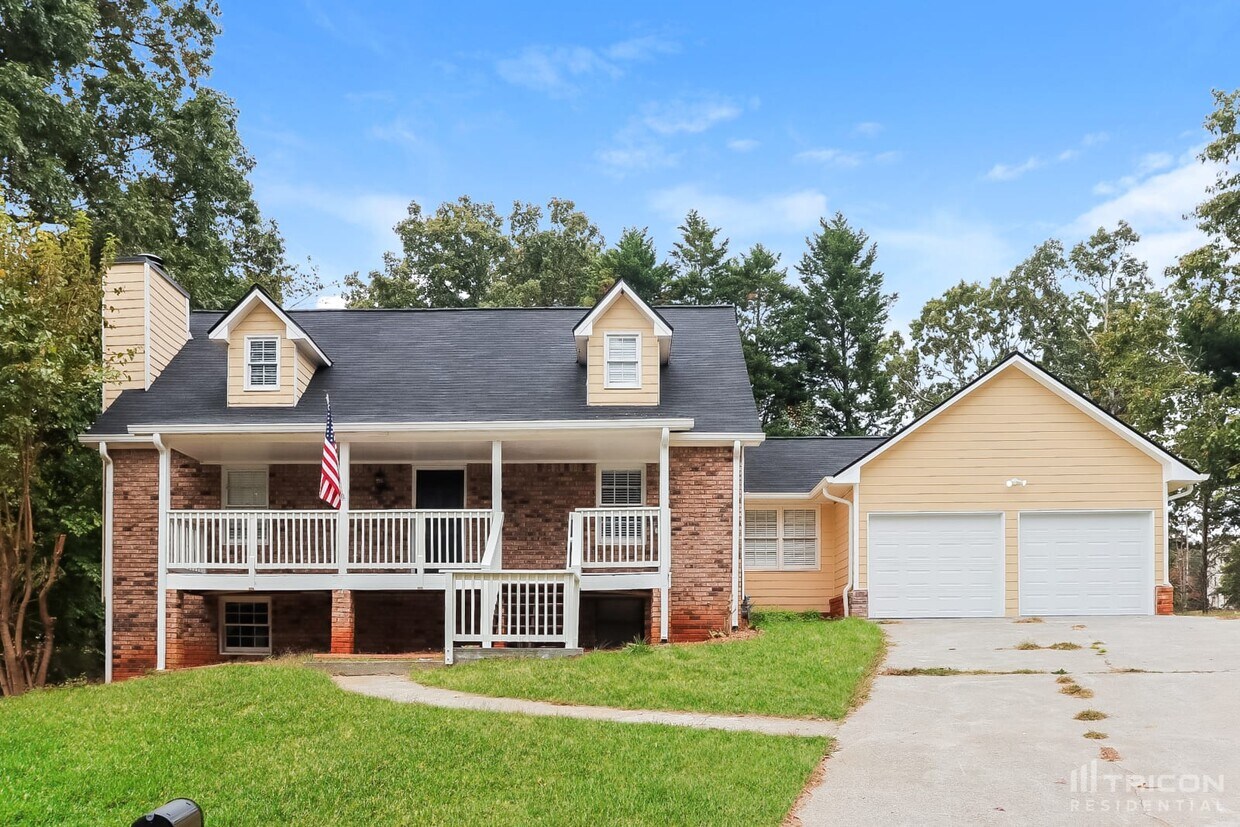 Primary Photo - 429 Sugar Springs Way