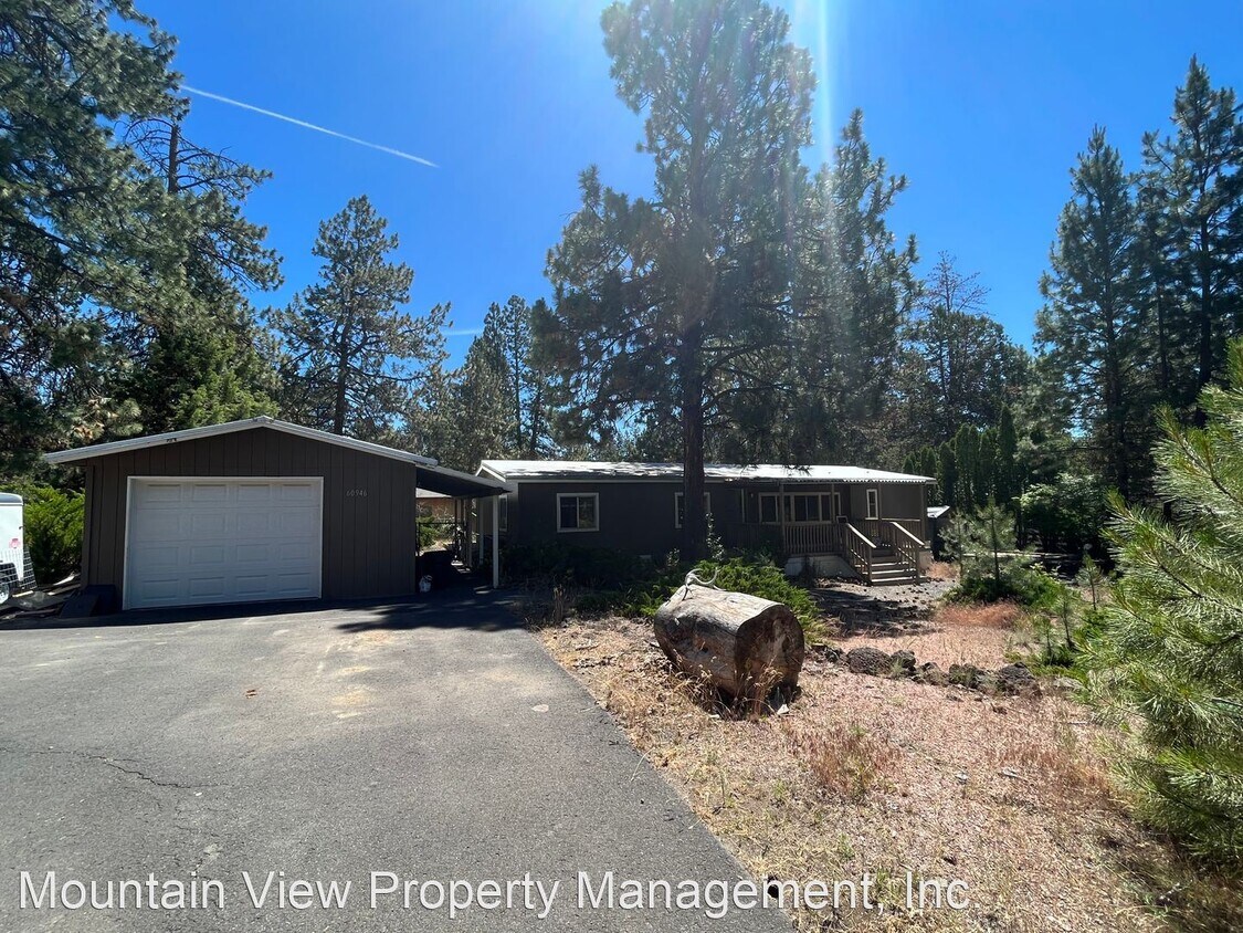 2 br, 2 bath House 60946 Lodgepole Dr. House Rental in Bend, OR