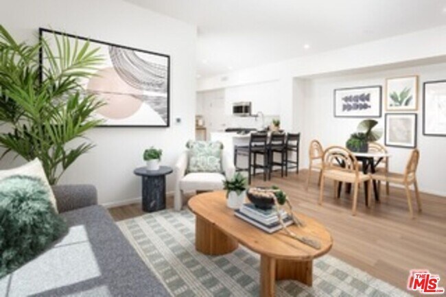 Foto del edificio - 2700 N Perris Blvd