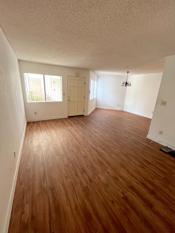 503 S Adams St Unit 107, Glendale, CA 91205 Room for Rent in Glendale