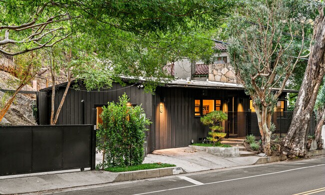 Entrance - 1806 Benedict Canyon Dr