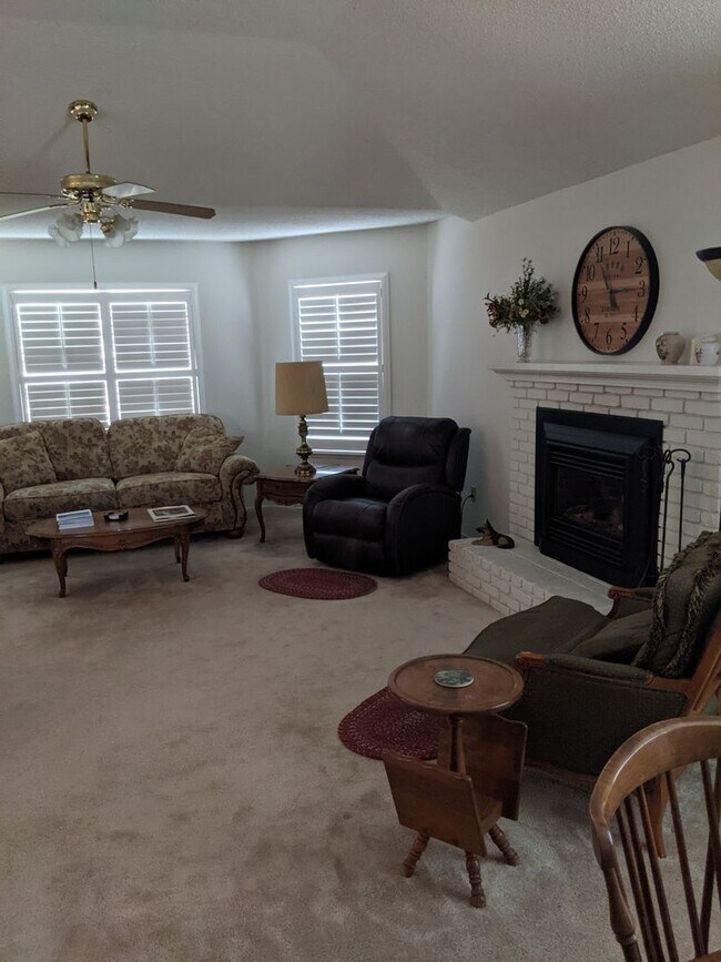 Building Photo - Charming 3-bedroom Home in the Northwest N...