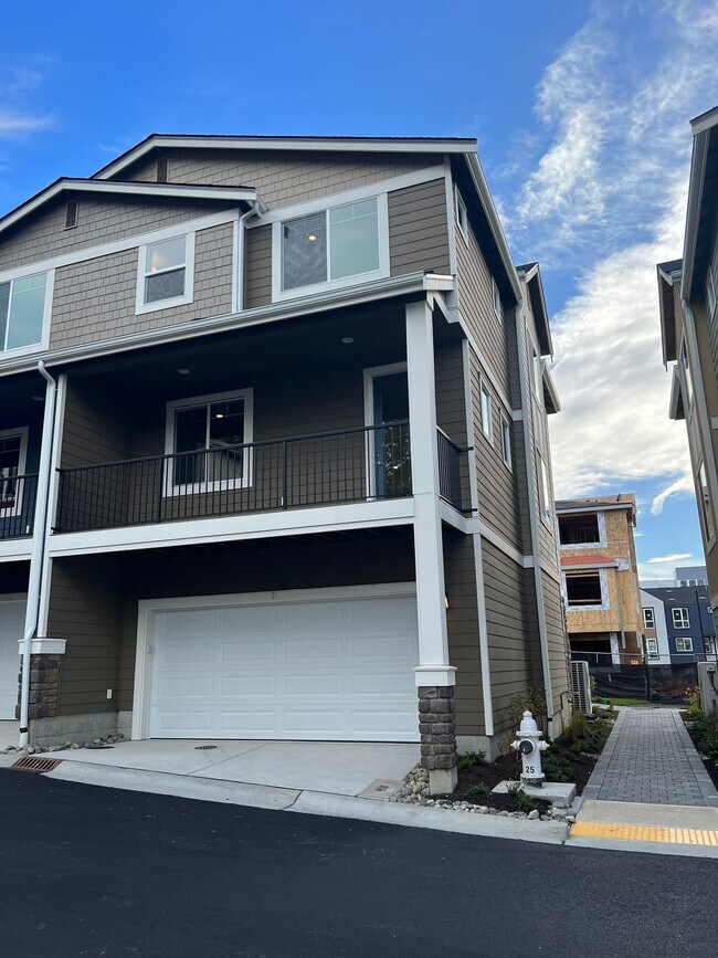 Foto del edificio - 12123 NE 194th Ct
