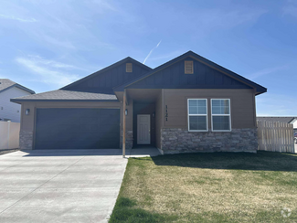 Building Photo - 1121 Mdw Lk Lp