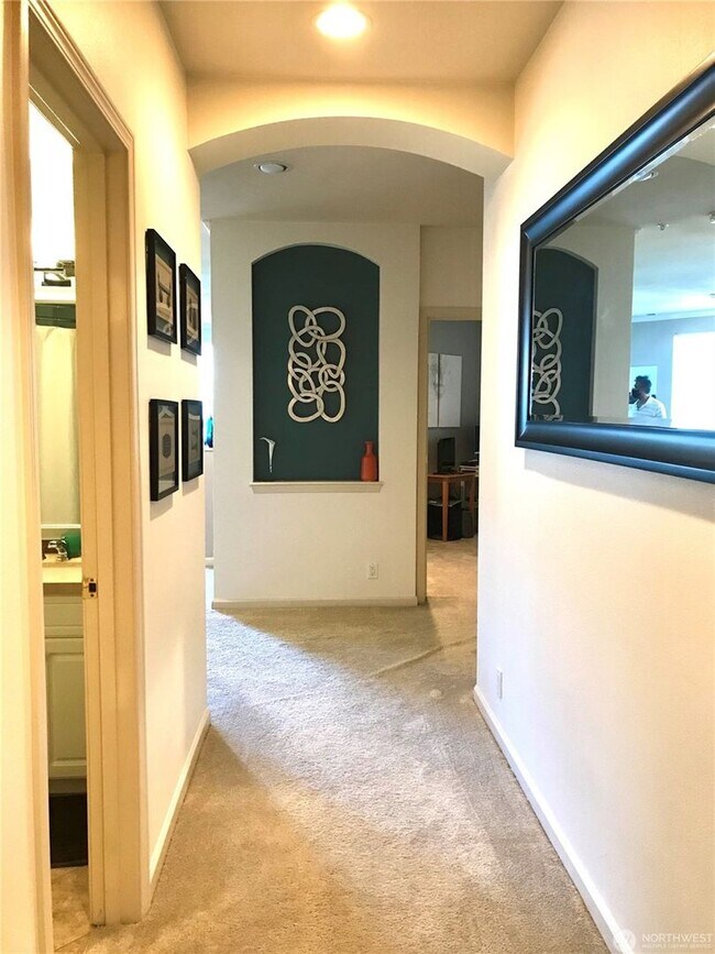 Foto del edificio - 2bd/2ba Kirkland Condo