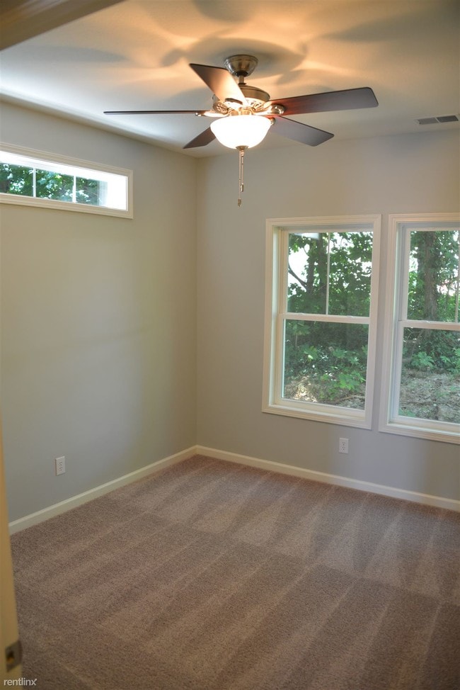 Building Photo - 4422 Cypress Ln