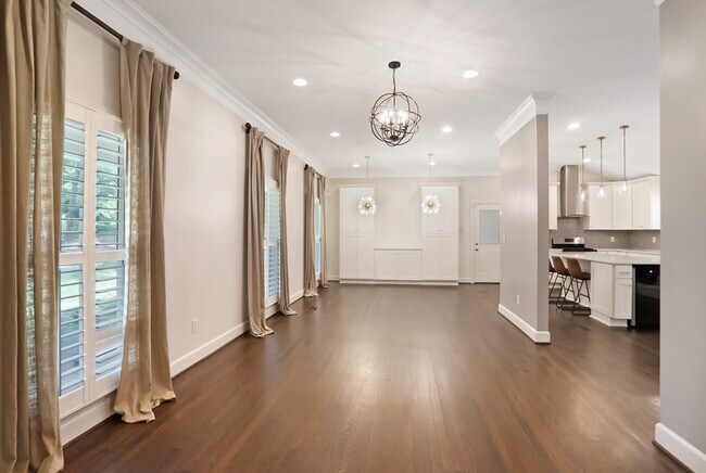 Photo - 1254 Moores Mill Rd NW House