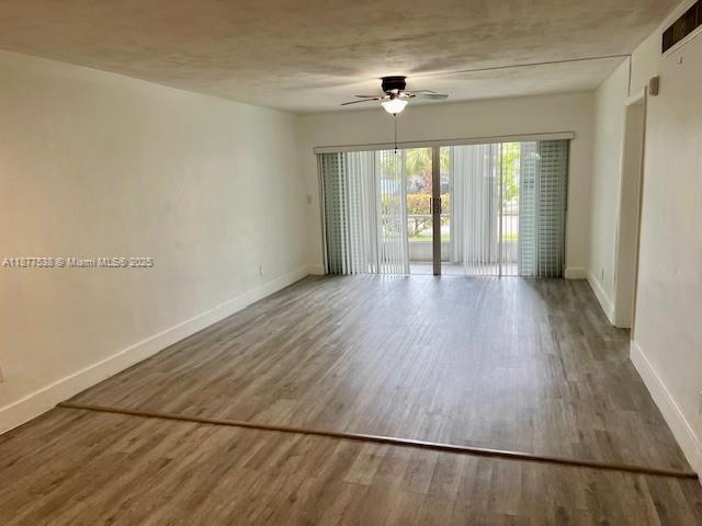 Foto del edificio - 1540 NE 191st St