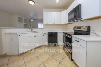 Building Photo - 7041 Mitchell Flyer Rd