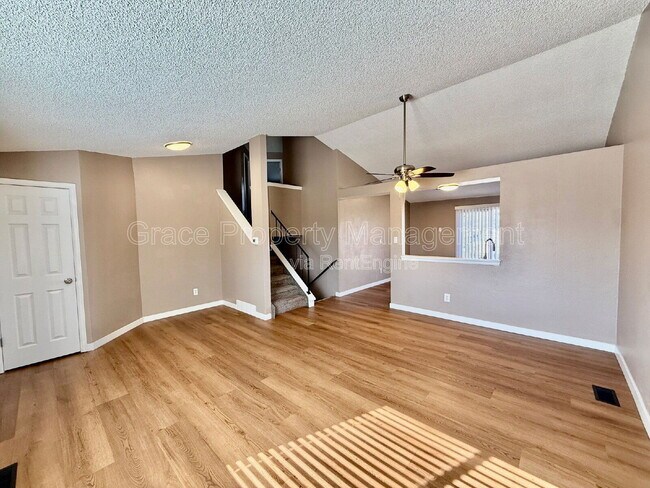 Foto del edificio - 4463 E 122nd Ct