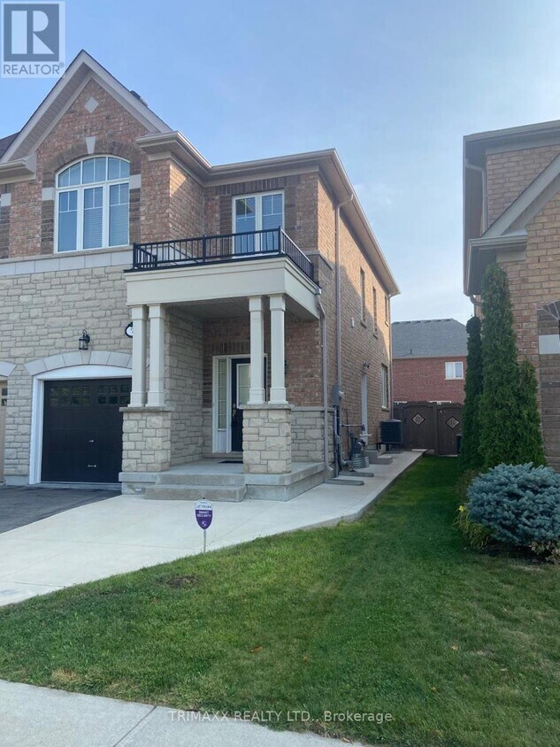 Primary Photo - 7 Vinewood Rd