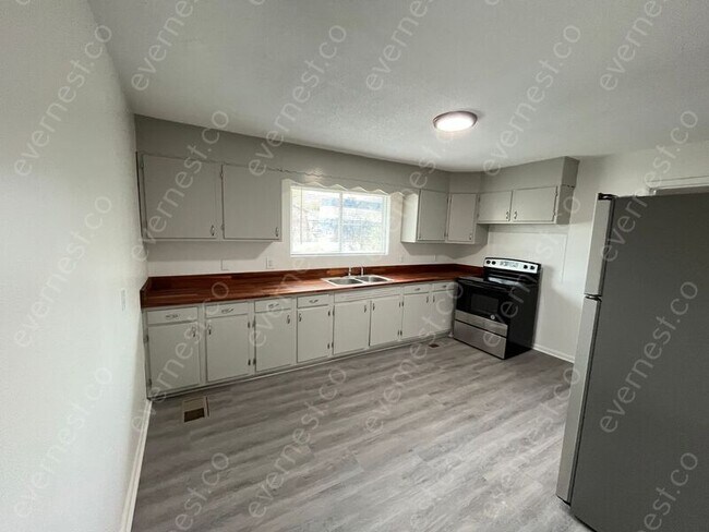 Foto del edificio - 2110 Appling St
