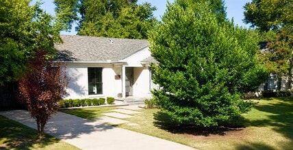 Building Photo - 7407 Caillet St