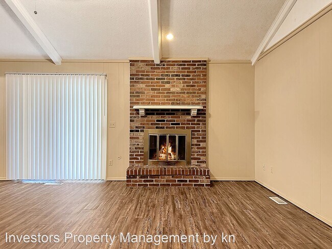 Foto del edificio - 3 br, 2 bath House - 8204 Mark Lane