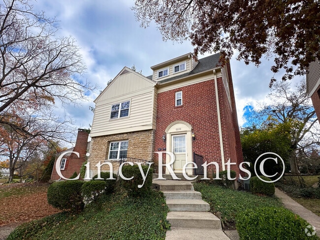 Building Photo - 6239 Crestview Plz