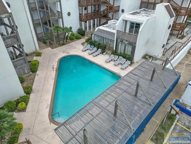 Building Photo - 6201 Padre Blvd