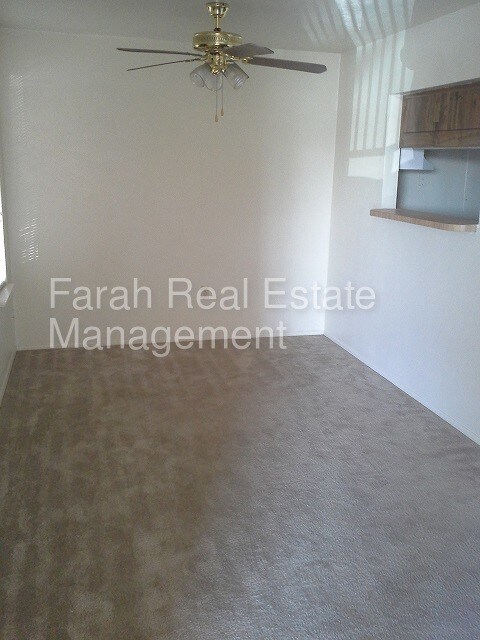 Primary Photo - 507 Cora St