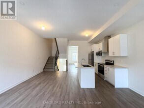 Building Photo - 44 Armillo Pl