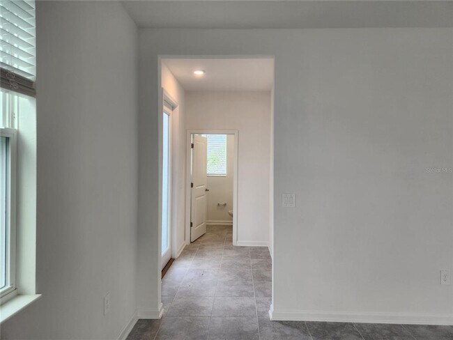 Foto del edificio - 203 Bogey Dr