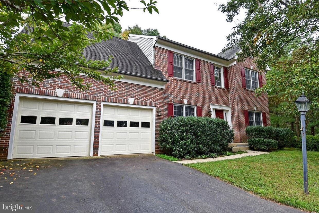 Primary Photo - Elegant Brick Colonial on Quiet Cul-de-Sac...