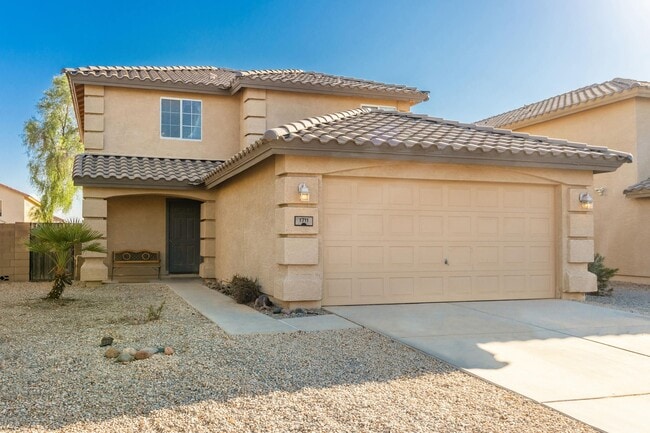 Building Photo - 1711 W Wilson Ave