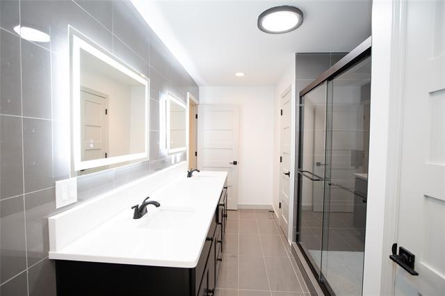 Foto del edificio - 2509 Skiles Dr