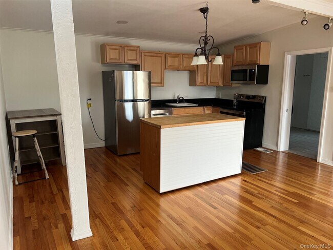 Foto del edificio - 182 Grand St