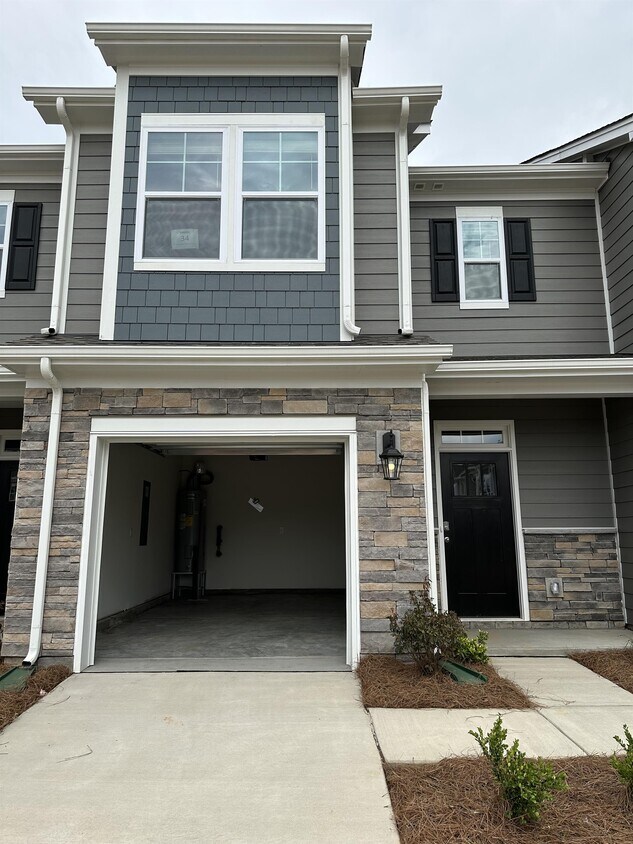 Foto principal - 1254 Scarlet Firethorne Ave NW