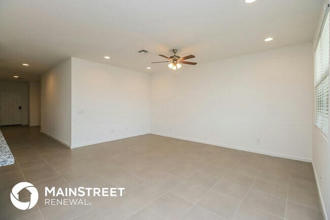 Building Photo - 4355 E Gallop Trail