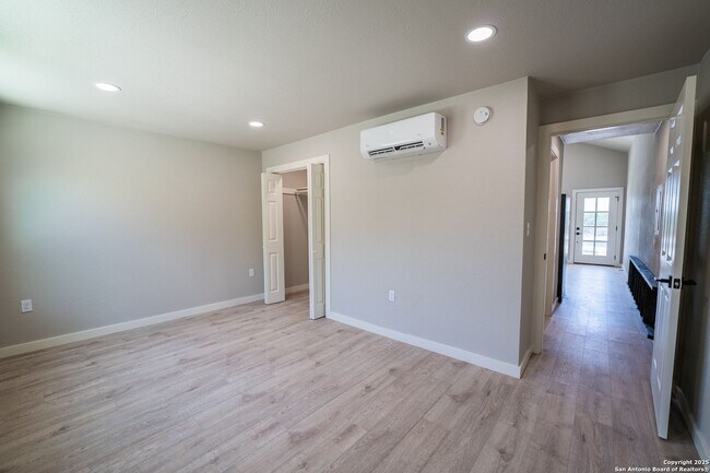 Foto del edificio - Texas Oaks