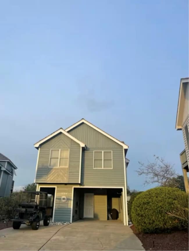 Building Photo - 5104 W Cleek Ct