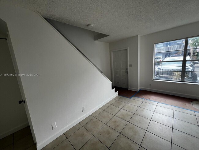 Building Photo - 4779 NW 9th Dr