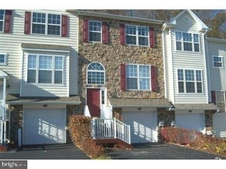 Building Photo - 254 Yorktown Ct