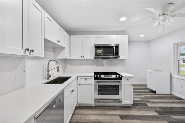 Foto del edificio - 5801 Magnolia St N