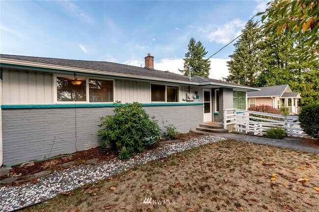 Foto del edificio - 10617 17th Ave SW