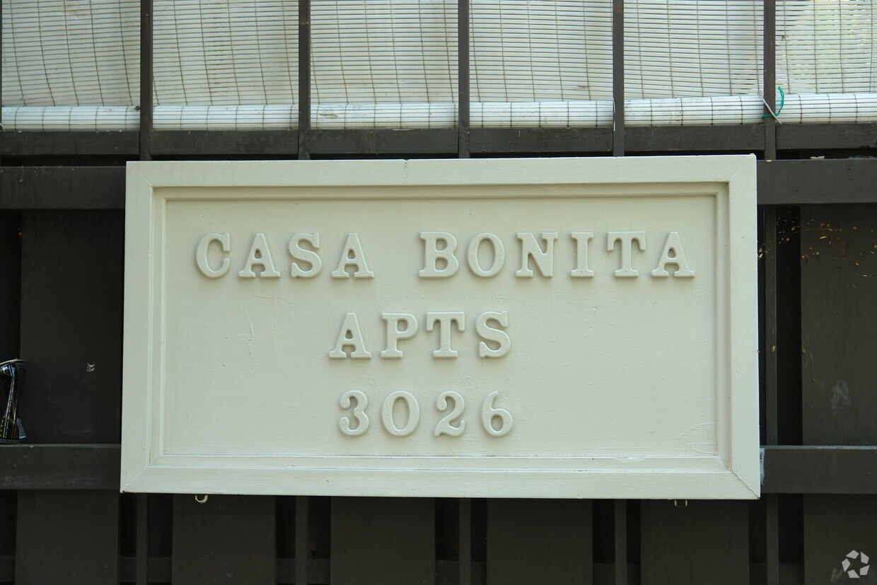 Building Photo - 3026 Van Sansul Ave