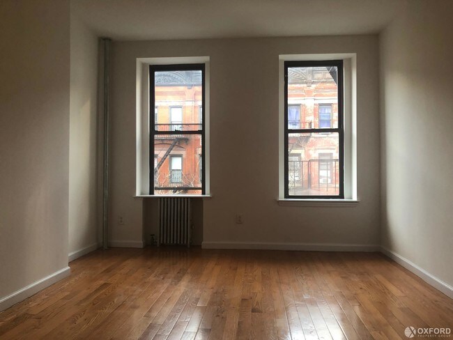 Building Photo - 524 East 83rd Street