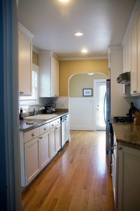 Kitchen - 2904 NE Schuyler St