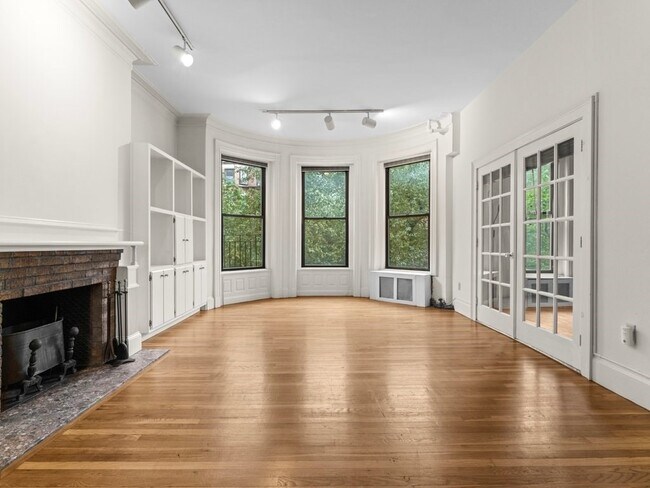 Foto del edificio - 473 Beacon St