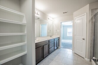 Building Photo - 1407 Wheatland Terrace Ln