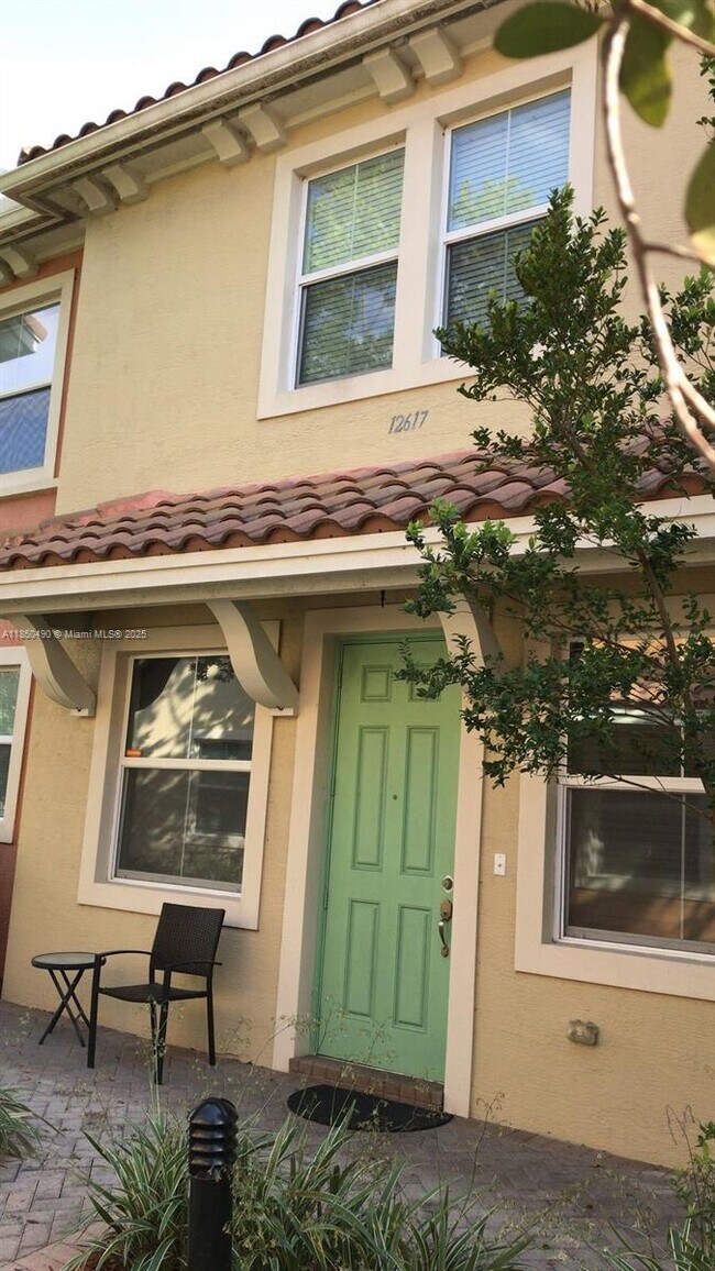 Foto del edificio - 12617 NW 32nd Ct